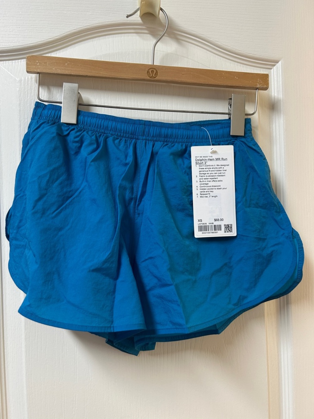 lululemon athletica Women's Hawaiian Blue Dolphin-Hem MR Athletic Shorts 3”